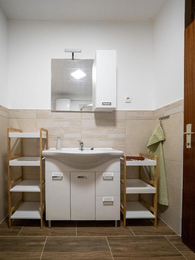 Appartement Kiara 7 à Jesenice Extérieur photo